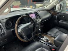 Infiniti QX4