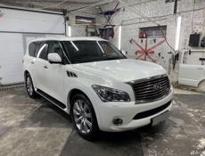 Infiniti QX4
