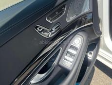 Mercedes-Benz S-Класс