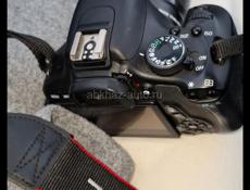 Продам фотоаппарат canon 600d 