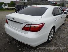 Lexus LS