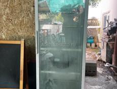 Витринный холодильник Бирюса