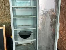 Витринный холодильник Бирюса