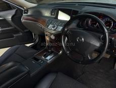 Nissan fuga