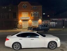 Infiniti M35