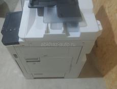 В продаже широкоформатный принтер 