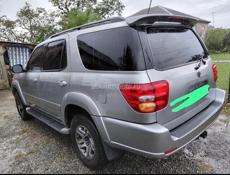Toyota Sequoia