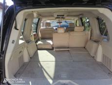 Infiniti QX56