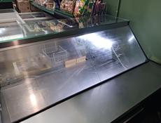 Холодильник витринный 