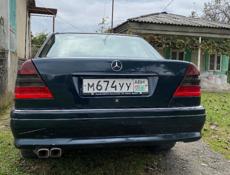 Mercedes-Benz C-Класс