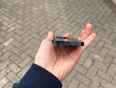 iPhone 13 mini 