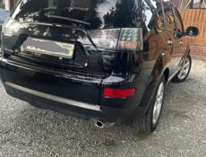 Mitsubishi Outlander XL