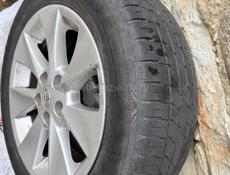Шины с дисками  215/60 R17