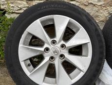 Шины с дисками  215/60 R17