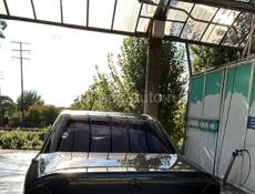 Mercedes-Benz 124