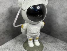 Ночник-проэктор Astronaut