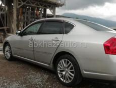 Nissan fuga