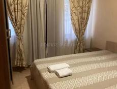 Уютный дом, расположенный прямо на живописной набережной Махаджиров в Сухуме.