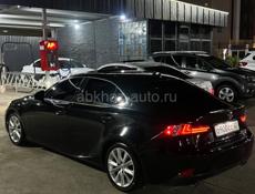 Lexus IS
