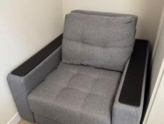 Диван и кресло б/у