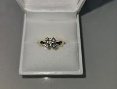 Кольцо с бриллиантами 