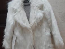Продаю плащ , пальто