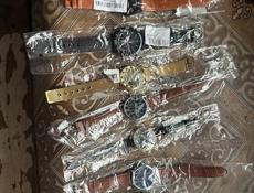 Часы .  От 40 штук 150 рублей