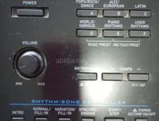 Синтезатор Casio,практически новый.