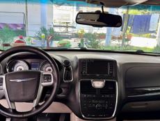 Chrysler Town & Country