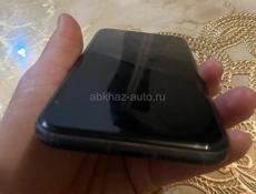 Продаю айфон 11