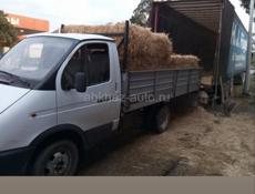 Доставка тюков сено