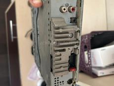 Магнитофон рабочий от дам за 2 тысячи