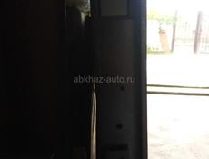 Продаю  дверь