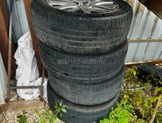 Диски родные на тойота с покрырышками