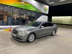 Nissan fuga