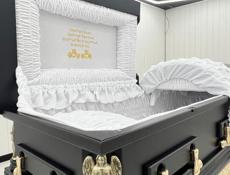 Гробы, кресты, памятники, венки, накидки, лампады, вазы