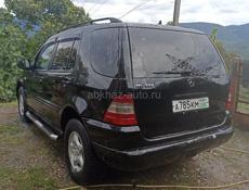Mercedes-Benz ML