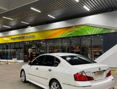 Nissan fuga