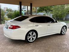 Nissan fuga