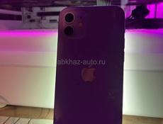 Продаю айфон 12 потекла матрица задняя крышка сломана АКБ 79 ГБ 64 каробка есть не вскрывался.