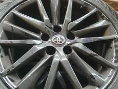 Диски с шинами