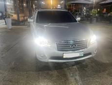 Infiniti M35