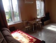 Сдам студию посуточно