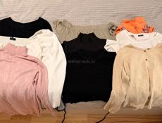 Отдам даром б/у одежду 42-44 рр