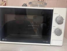 продается микроволновая печь