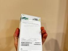 iPhone 16 128Gb новый 