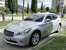 Infiniti