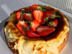 Тот самый чизкейк сан-Себастьян,который порадует вас вкусом,украсив ваш стол 