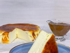 Тот самый чизкейк сан-Себастьян,который порадует вас вкусом,украсив ваш стол 