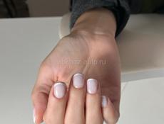 Требуется модель на маникюр
